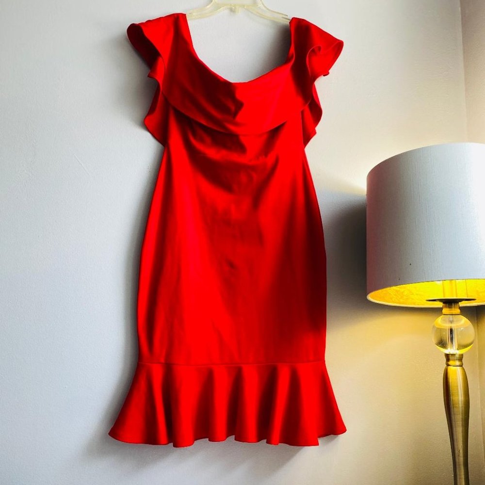 LULU'S MIDI DRESS RED